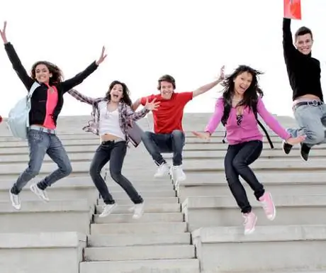 Как порадовать подростков на каникулах в Париже