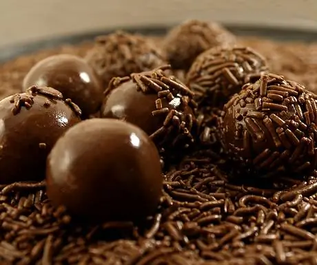 Бригадейрос