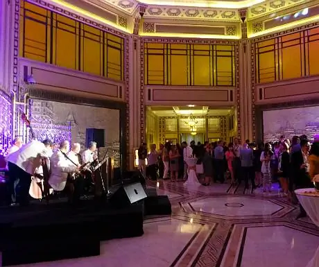 Джаз-бэнд на вечеринке ILTM в отеле Fairmont Peace Hotel