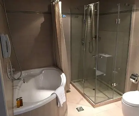 Сани ванная комната