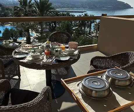 Завтрак в постель