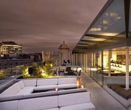 Бар Radio Rooftop, отель ME