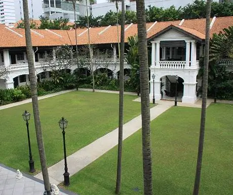 Раффлз Сингапур Палм Корт