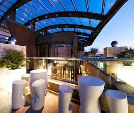 Отель Урбан