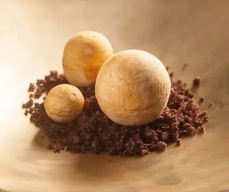 Без галстука