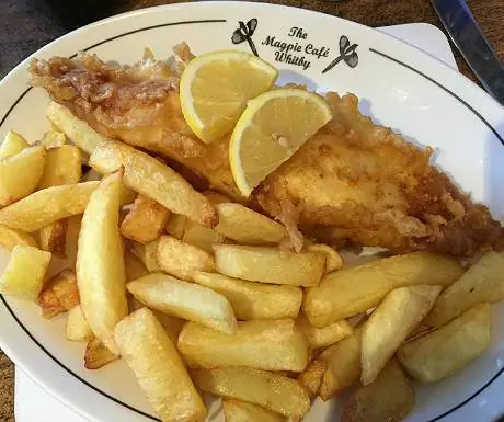 Кафе «Сорока»: рыба с жареным картофелем