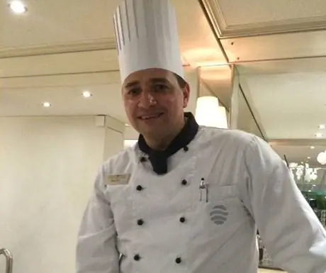 Шеф-повар Даниэль - шеф-повар ресторана River Countess