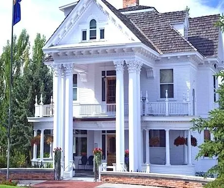 Фасад особняка Гибсона