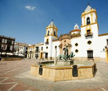 Церковь Ронда Пласа де Сокорро