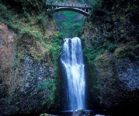 Водопад Малтнома, историческое шоссе реки Колумбия 08-1, автор Сумио Коидзуми