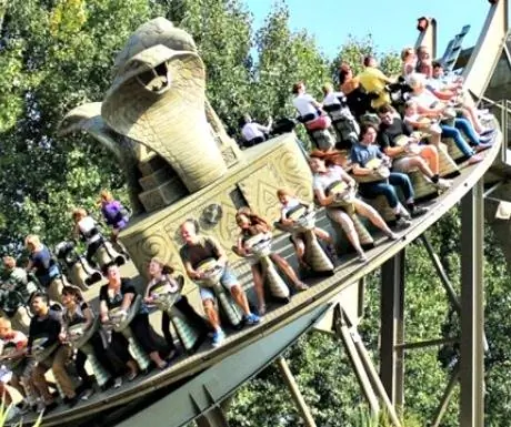 Чем заняться в Лондоне с детьми - Chessington Word of Adventure