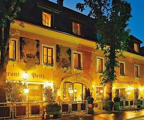Австрийский Дунай: Hotel zum Schwarzen Baeren