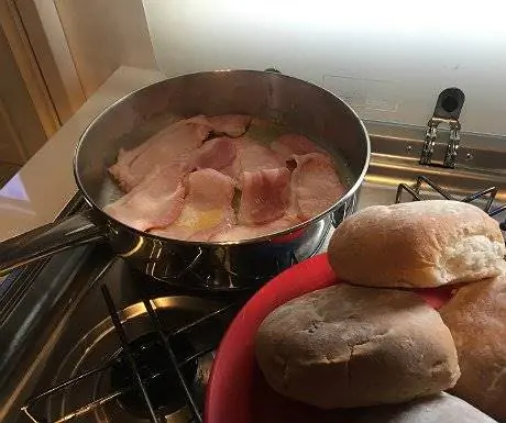 Завтрак в автодоме