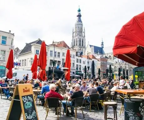 Гроте Маркт в Бреде