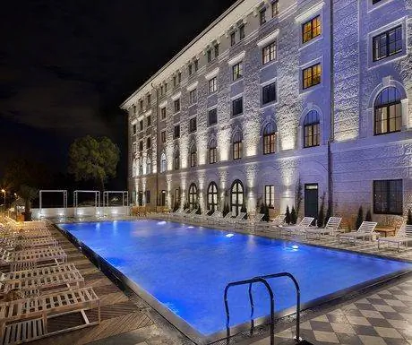 Отель Браун Трогир