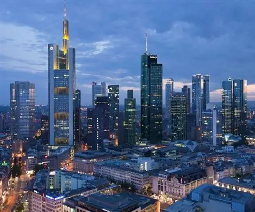 Кратковременное пребывание: отель Jumeirah, Франкфурт