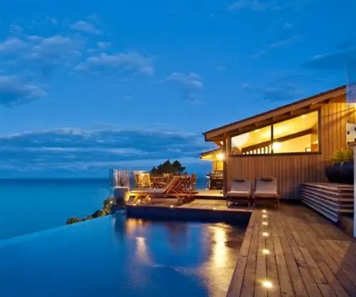 Split Apple Retreat - Нельсон