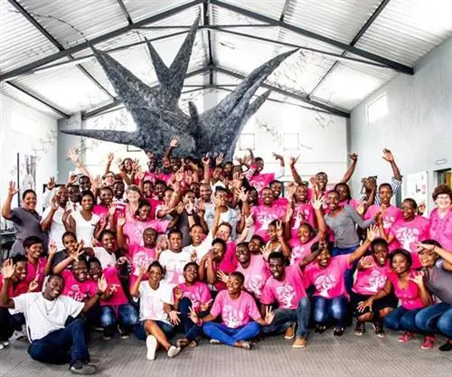 Фонд хорошей работы, Rhino Africa