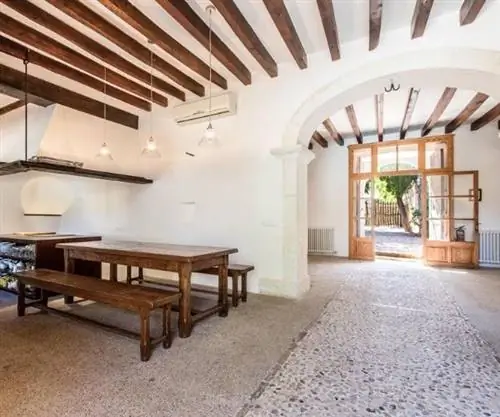 Вилла Рафаль Антич на Майорке