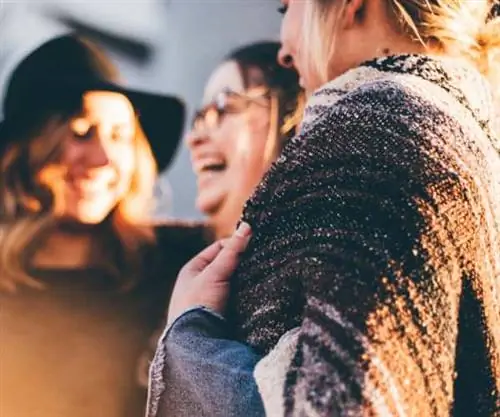 Прогулки с гидом в Тенби, такие как «Прогулка с призраками», популярны среди групп.