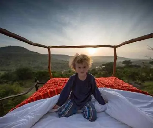 Лойсаба Starbeds Кения