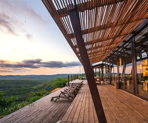 Рино Ридж Сафари Лодж