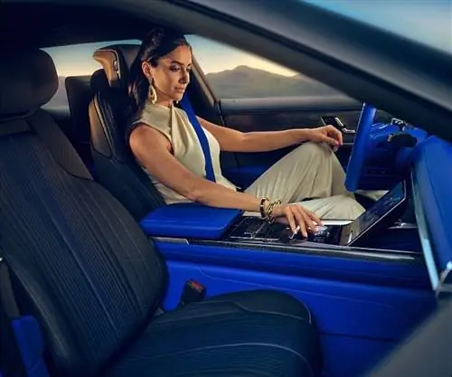 Полностью электрический, ультра-роскошный Cadillac CELESTIQ