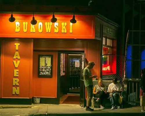 Буковски Таверна Бостон