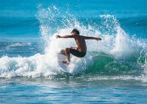 Как серфинг в Коста-Рике превратил меня в красивого человека