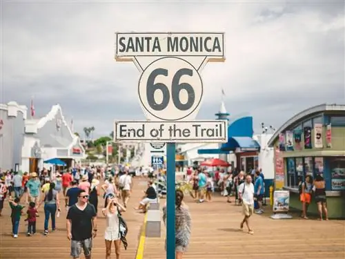 Эти 9 районов доказывают, что вам не нужна машина, чтобы насладиться Лос-Анджелесом