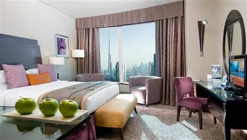 Отель Rose Rayhaan by Rotana