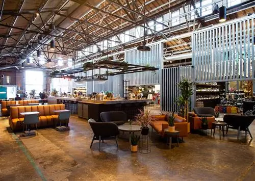 8 лучших залов еды в Денвере и что поесть в каждом