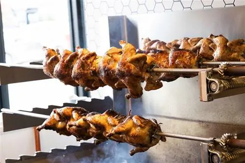 Курица на жареной палочке от Chook Chicken