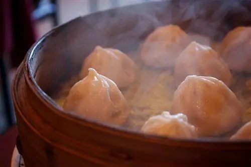 Еда от Lao Wang Noodle House