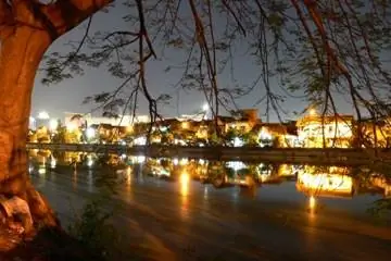 Один день из жизни эмигранта в Сурабае, Индонезия