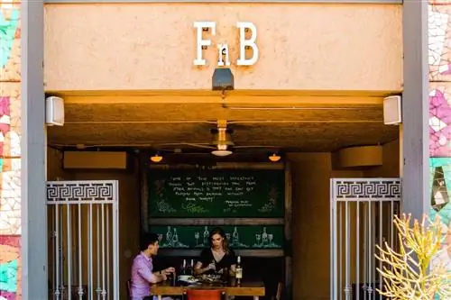 Ресторан FnB в Старом городе Скоттсдейла
