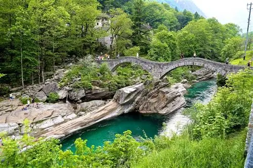 Мост Понте деи Салти в Лавертеццо