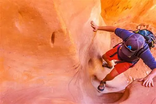 Peek-a-boo Gulch и Spooky Canyon - Национальная зона отдыха Глен-Каньон, Юта