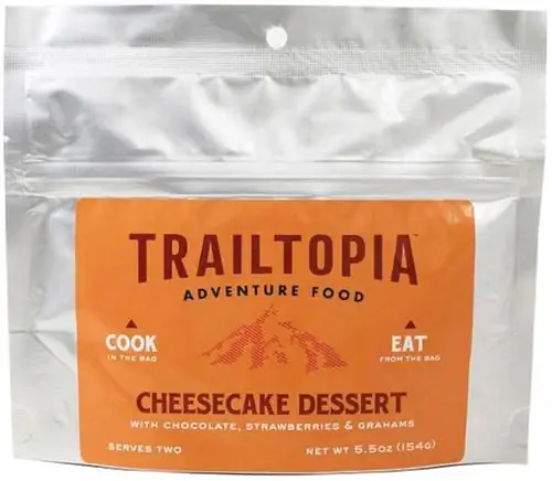 Упаковка для десерта Trailtopia Cheesecake Dessert с оранжевой этикеткой, одного из лучших обезвоженных блюд для кемпинга