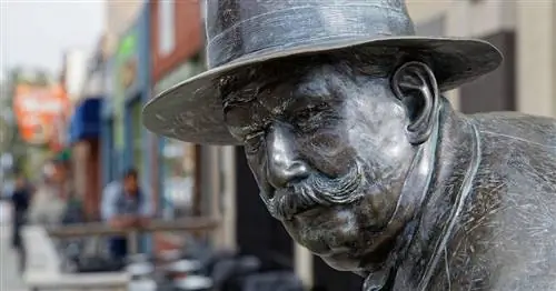 Почему всем, кто любит искусство, историю и природу, нужно отправиться в Рапид-Сити, Южная Дакота