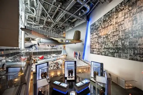 Вид с подиума второго этажа Павильона свободы США в Национальном музее Второй мировой войны.