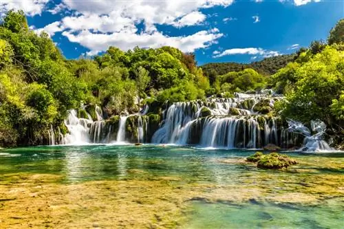 Водопады Крка в Хорватии