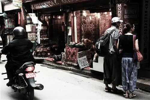 За пределами достопримечательностей: Стать студентом места