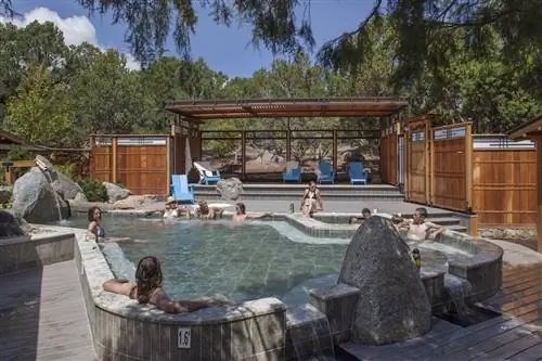 Спа-салон Ten Thousand Waves в Нью-Мексико не используется повторно