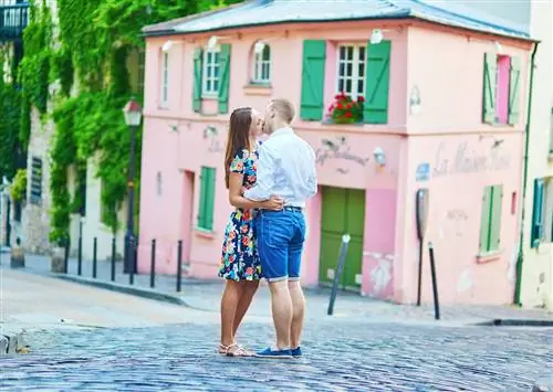 10 самых банальных мест, где можно сделать предложение (и где сделать предложение вместо этого)