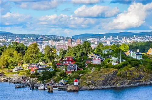Осло, городской пейзаж Норвегии и вид на море