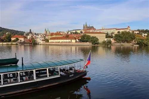 Чем заняться в Праге, в том числе прогуляться по Карлову мосту