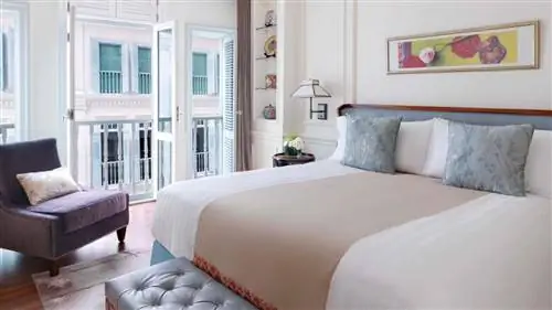 Номер с видом в отеле Intercontinental в Сингапуре
