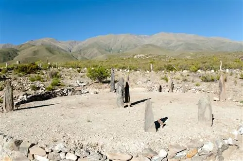 Реплика камня календаря Адама из Южной Африки - Аргентина