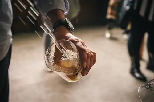 Баскская традиция розлива сидра